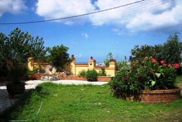 Makris Apartments Roda  Oda fotoğraf